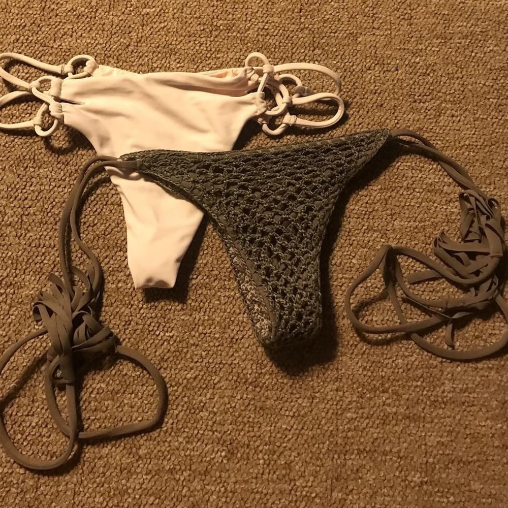 Bottom pair tie bottoms